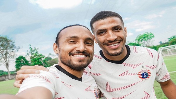 Rohit Chand bersama Yann Motta-1631106354