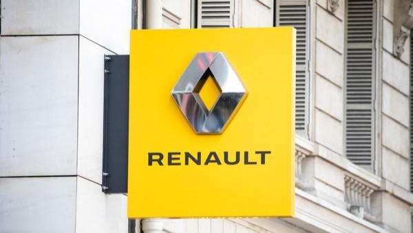 Renault-1634954185