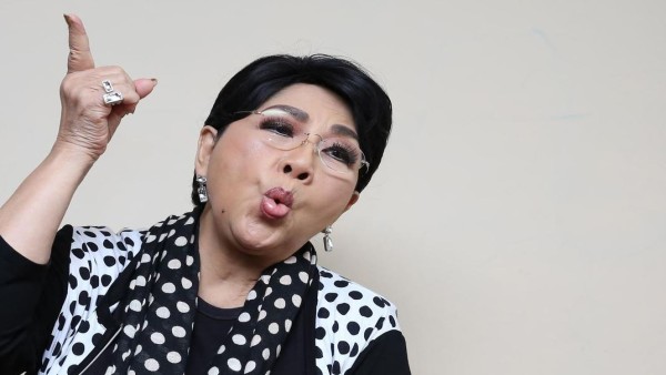 Titiek Puspa (net)-1635241310