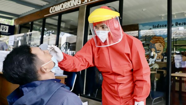 Tersedia layanan tes antigen bagi penumpang kereta api di sejumlah stasiun-1640863692