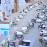 Pengemasan bantuan dari Indonesia untuk Palestina di salah satu gudang di New Cairo, Mesir. (ANTARA/HO-BAZNAS RI)-1703071961