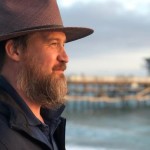 Kenneth Mitchell-1708949524