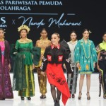 Karya Busana “Metamorposa” Nanda Maharani Di Ajang IFW 2024-1711796681
