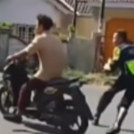 Pelajar di Lombok Tabrak Polisi-1711035193