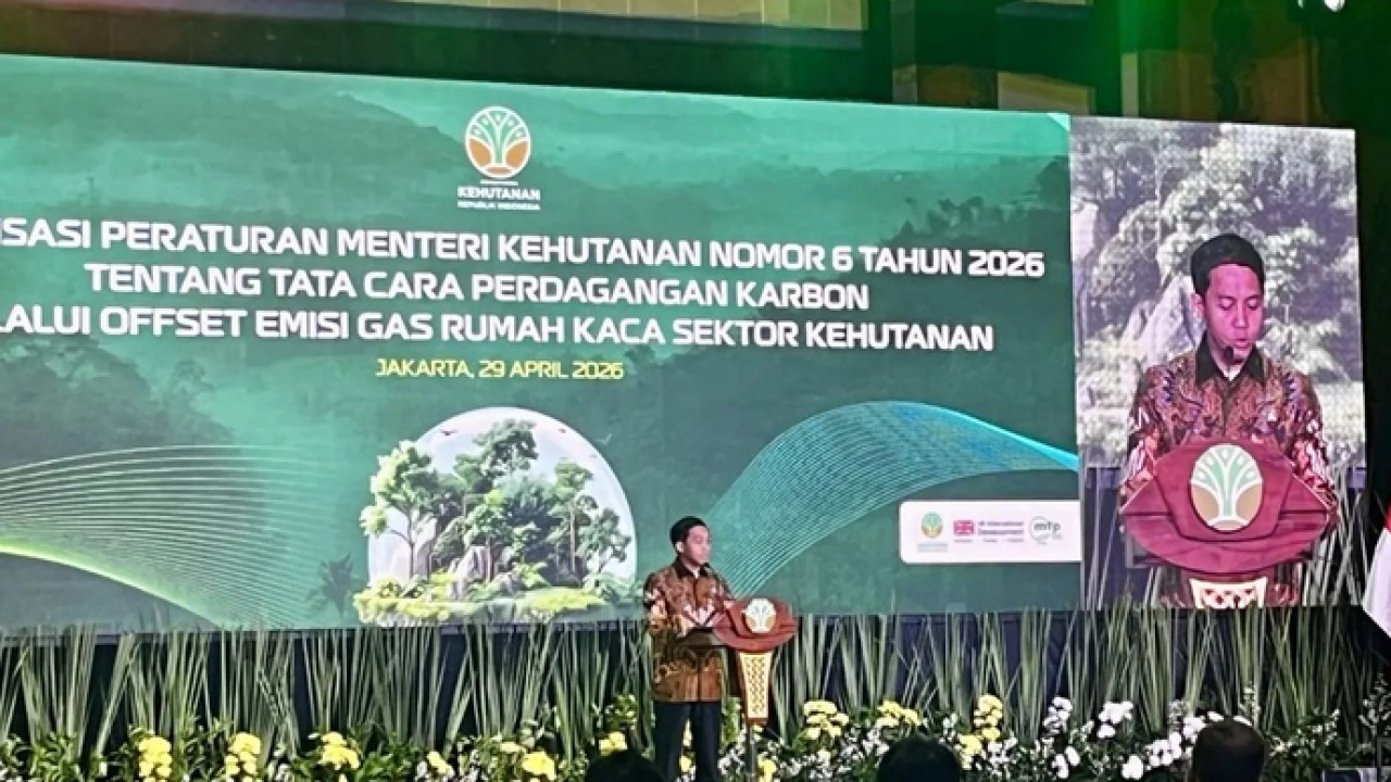 Menteri Kehutanan (Menhut) Raja Juli Antoni dalam acara Sosialisasi Permenhut No. 6 Tahun 2026 di Jakarta, Rabu (29/4/2025). (ANTARA/Arnidhya Nur Zhafira) (Antara)