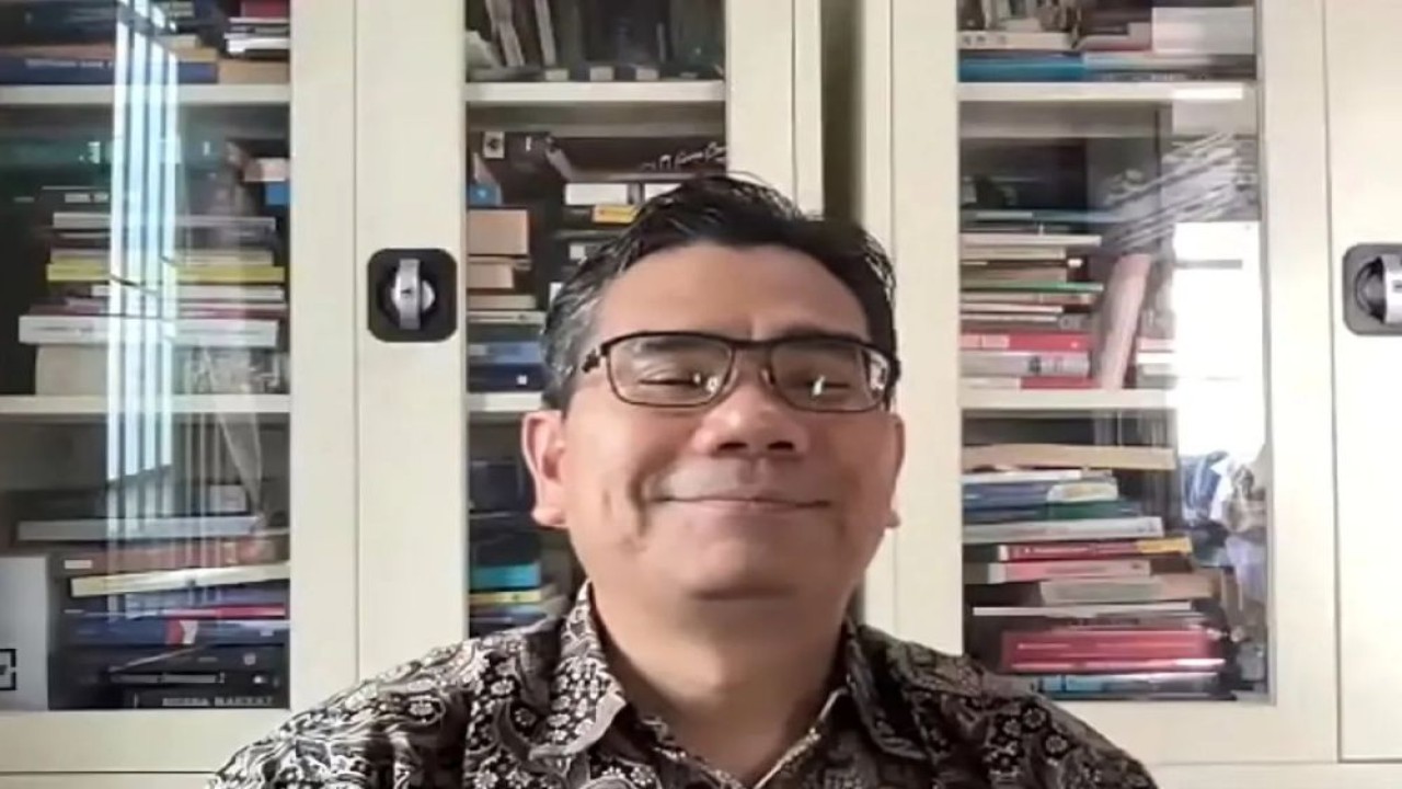 Tangkapan layar - Direktur Eksekutif Lembaga Survei Indonesia (LSI) Djayadi Hanan. (Foto: ANTARA/Fath Putra Mulya)