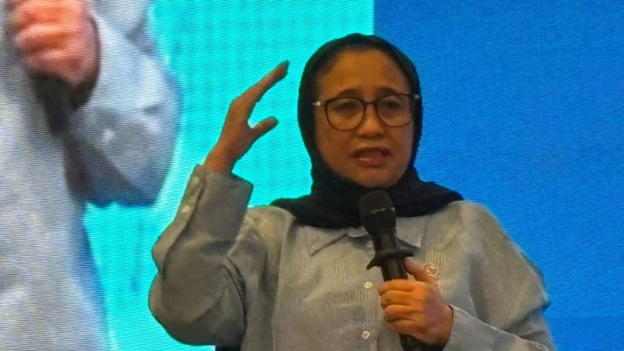 Wakil Kepala Badan Gizi Nasional (BGN) Bidang Komunikasi Publik dan Investigasi, Nanik Sudaryati Deyang (BGN)