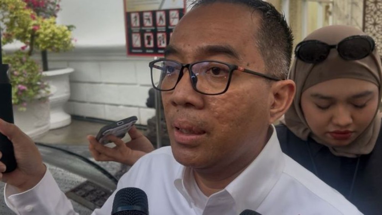 Menteri Pendidikan Tinggi, Sains, dan Teknologi (Mendiktisaintek) Brian Yuliarto. (Foto: Istimewa)