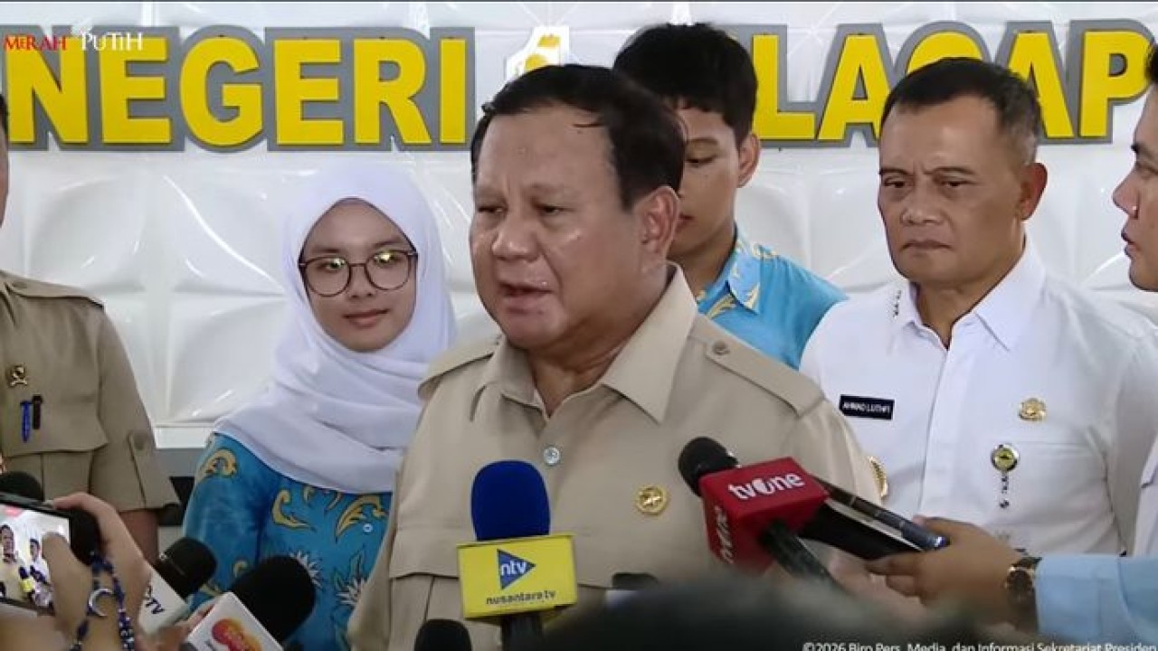 Prabowo Subianto Usai Tinjau SMAN 1 Cilacap (Istimewa)