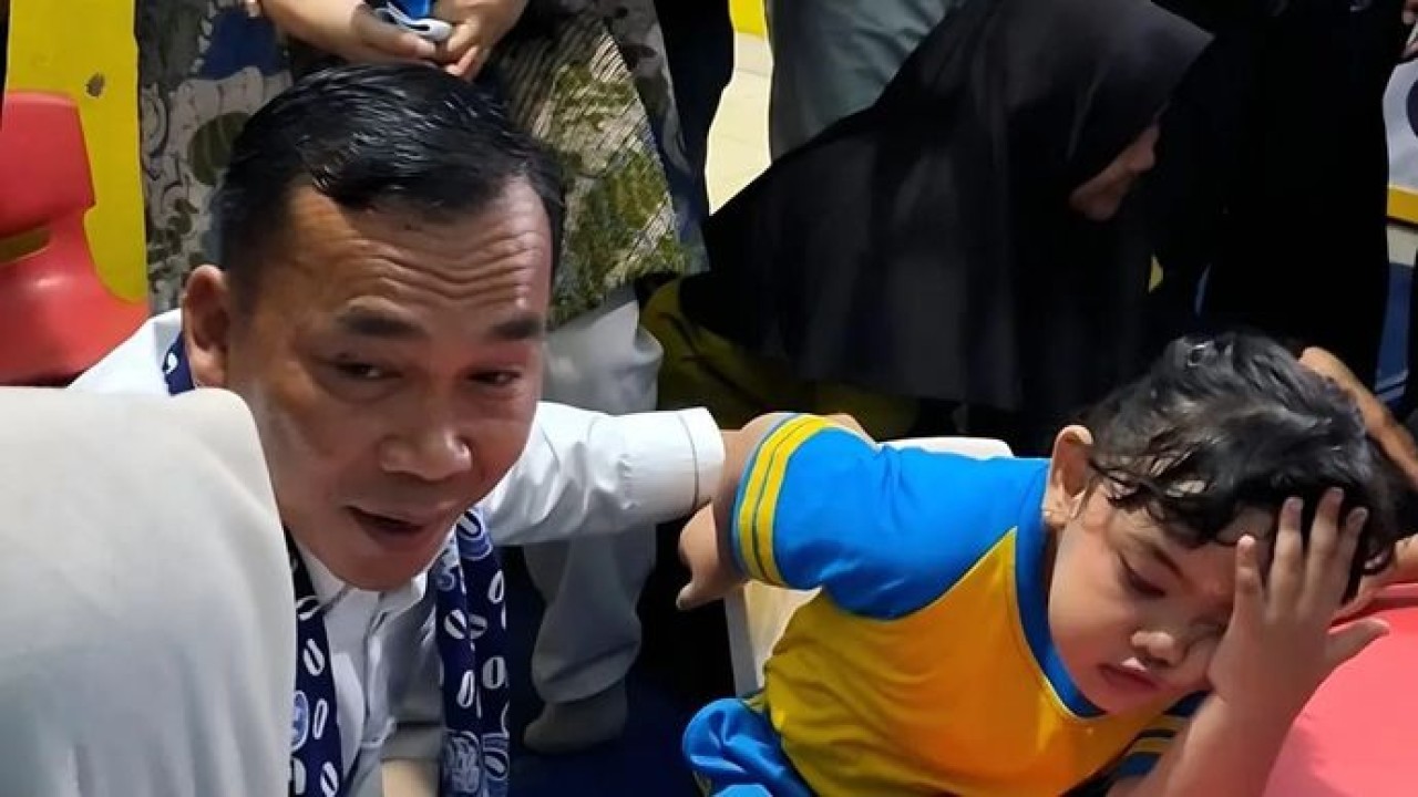 Mendukbangga/Kepala BKKBN Wihaji saat berinteraksi dengan anak-anak asuh di Taman Asuh Adiku Bantul, DI Yogyakarta, Jumat, 26 Juni 2026. (Antara)