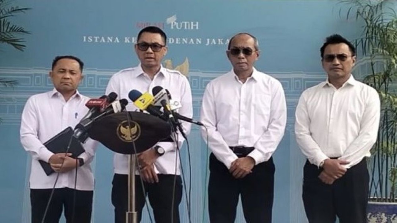 Direksi PT PLN (Persero) mendatangi Kompleks Istana Kepresidenan, Jakarta. (Foto: NTVnews)