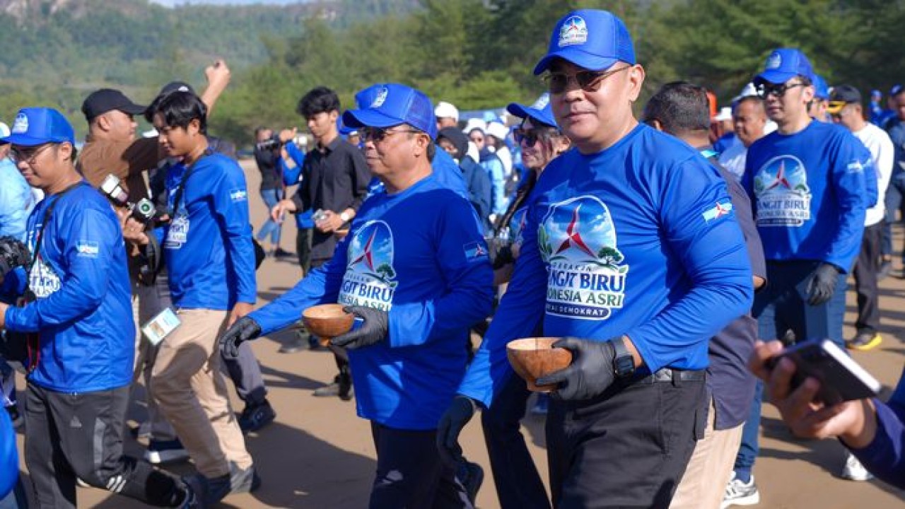 Partai Demokrat melanjutkan Gerakan Langit Biru Indonesia Asri.