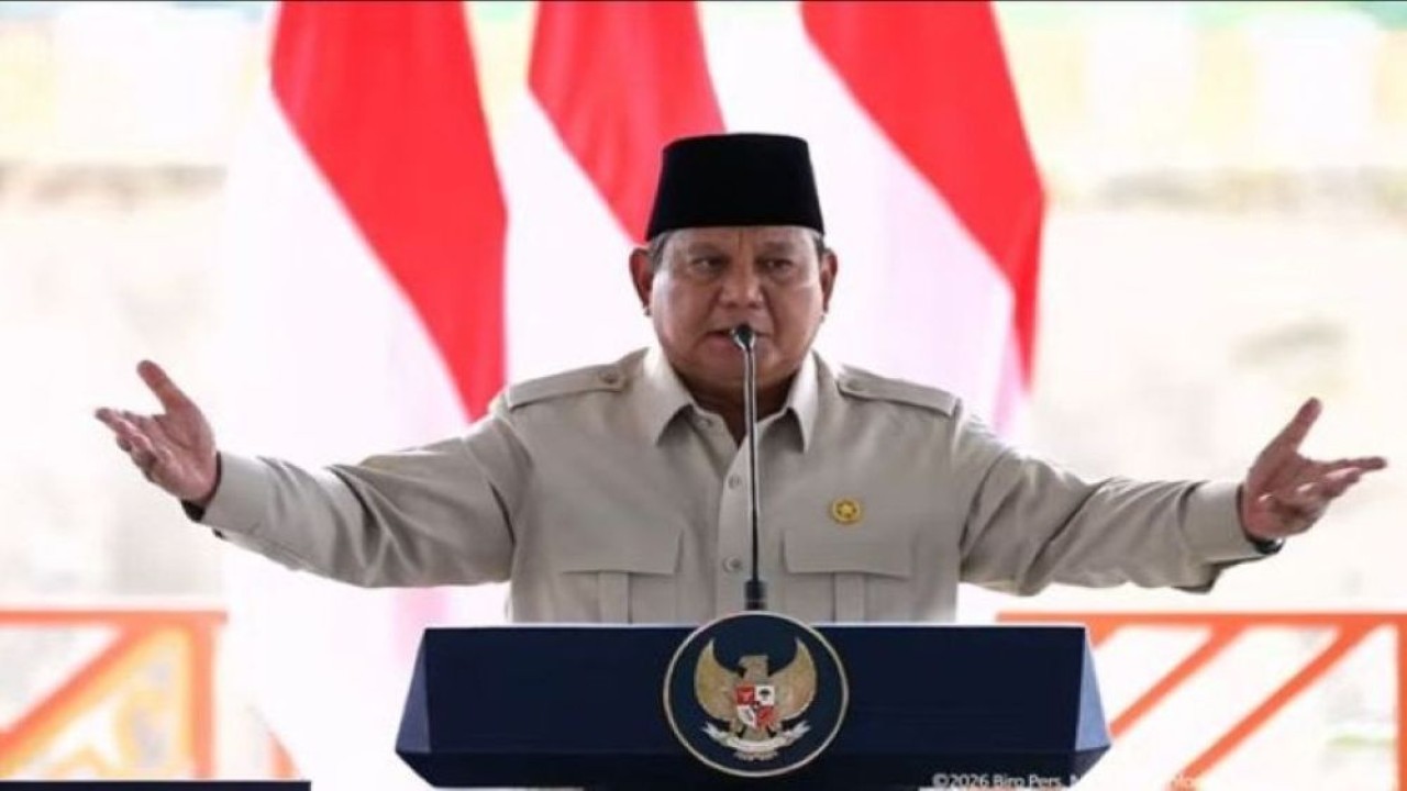 Presiden Prabowo Subianto saat meresmikan bendungan di Nusa Tenggara Barat (NTB). (Foto: Youtube Sekretariat Presiden)