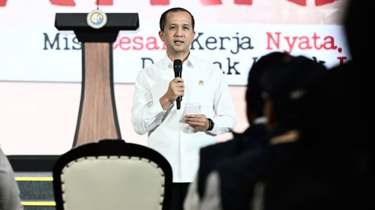 Menteri Transmigrasi M. Iftitah Sulaiman Suryanagara mengajak generasi muda menjadi bagian dari pembangunan Indonesia melalui Program Tim Ekspedisi Patriot (TEP) 2026. (Humas Kementerian Transmigrasi / Antonius A. Giovanni)