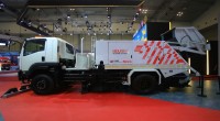 Isuzu GIGA FVR Road Sweeper-1785895889