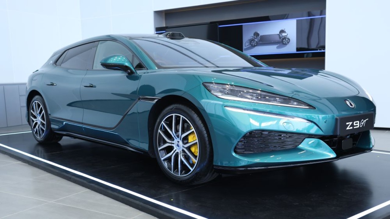 Danza Z9 GT merupakan mobil listrik premium yang memadukan performa ekstrem, teknologi manuver canggih, dan kenyamanan kelas atas. (Foto: Dok/Istimewa)