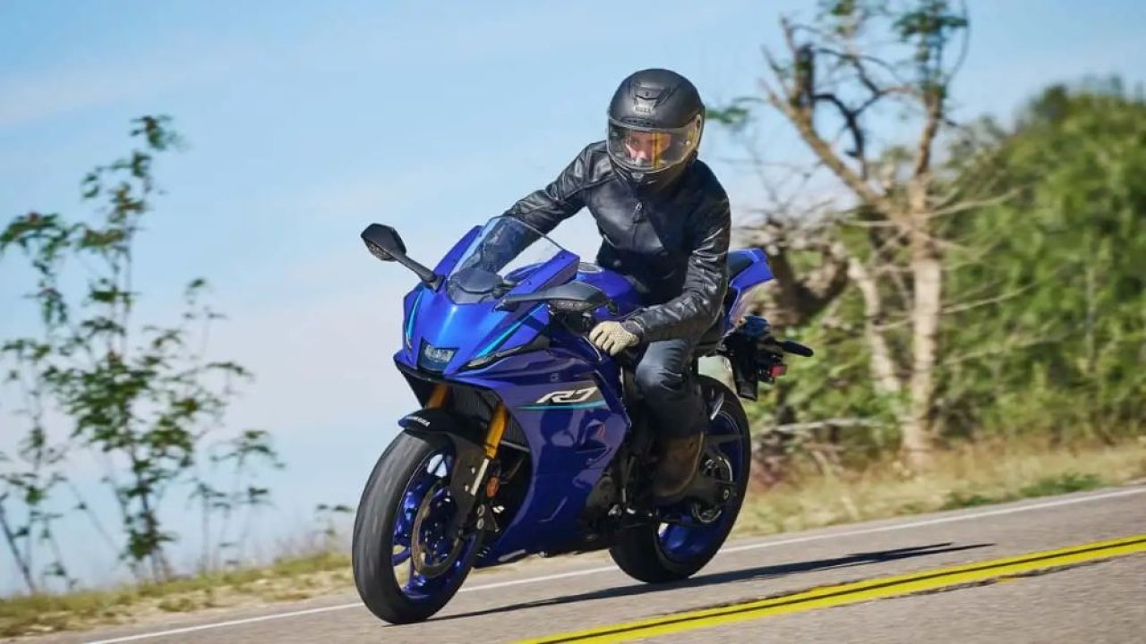 Yamaha mulai mengembangkan penggunaan aluminium daur ulang untuk memproduksi komponen mesin sepeda motor. (Foto: Yamaha via RideApart)